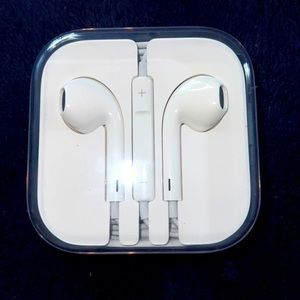 Iphone wired ear buds